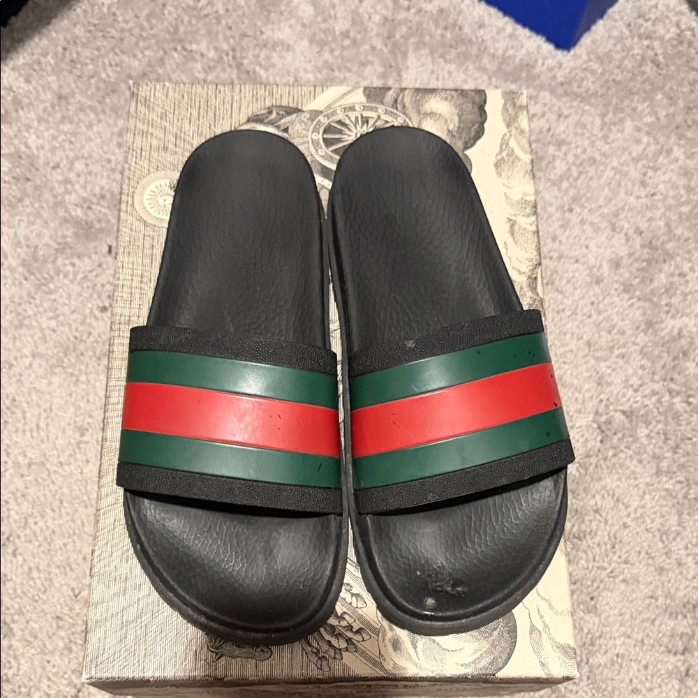Gucci Black Slides with Signature Green and Red Stripes